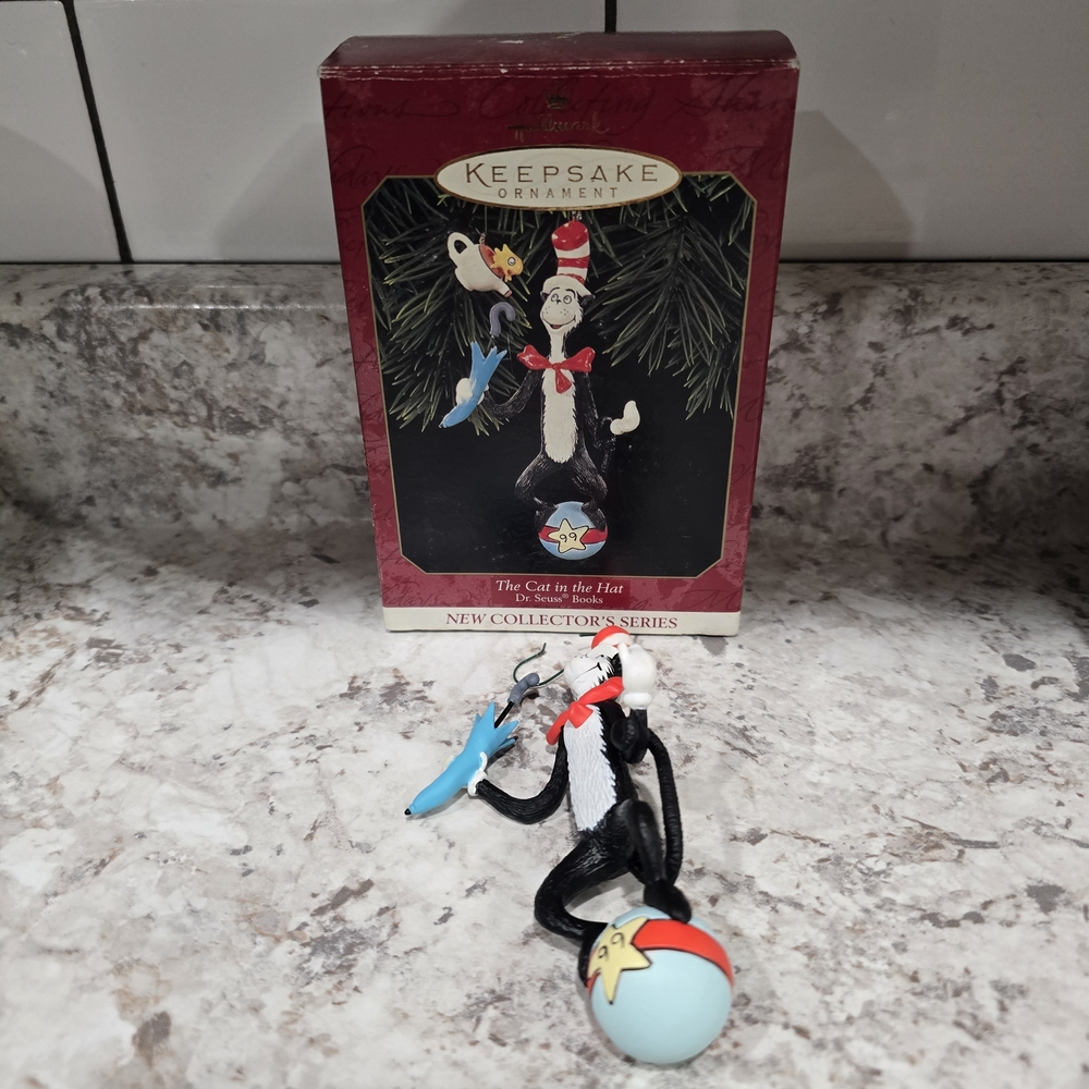 Hallmark Keepsake Ornament The Cat in the Hat New Collectors Series Black Red